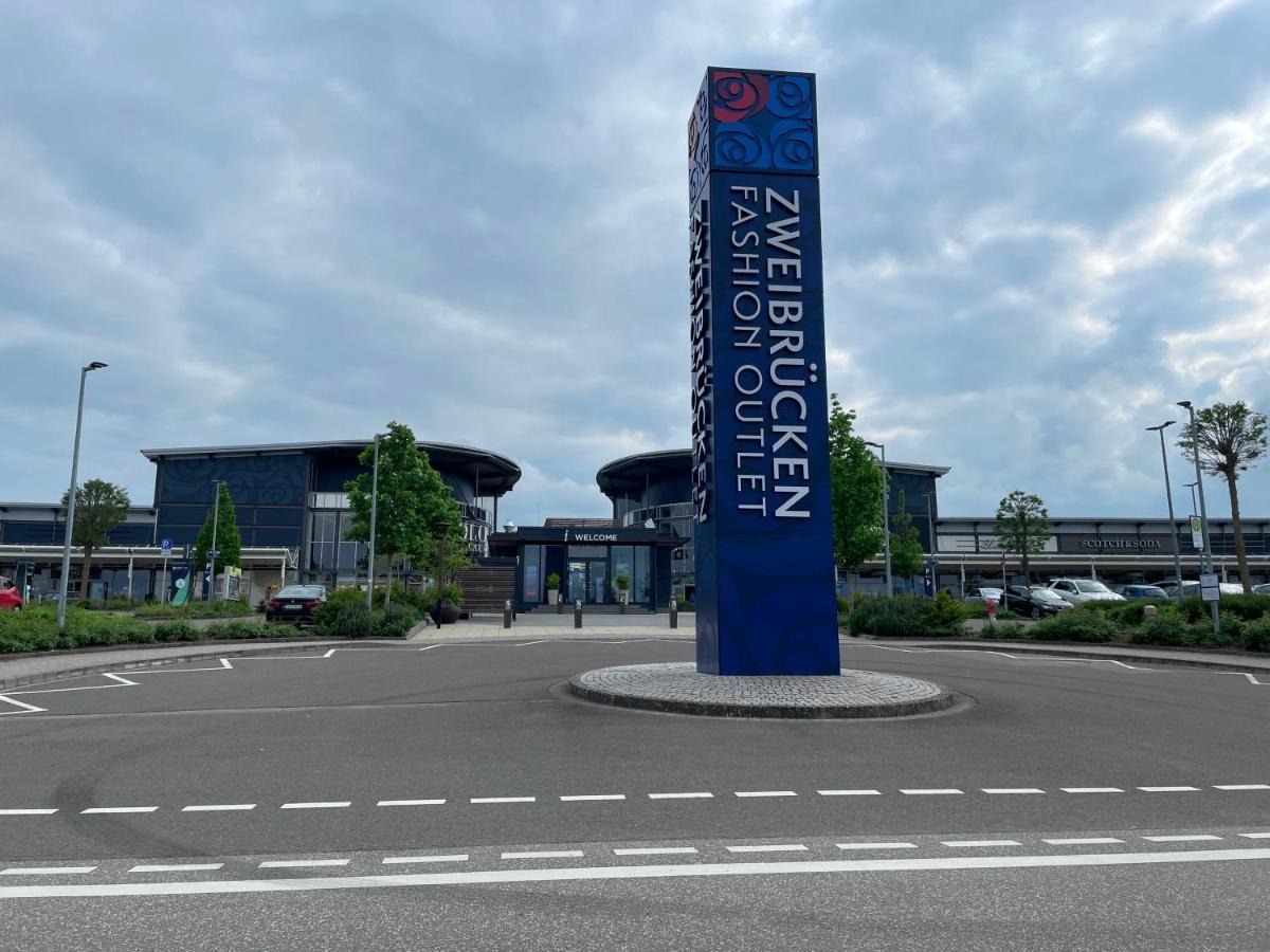 Appartamento Schuhpartment Am Pfaelzer Wald Naehe Outlet Center Zweibruecken Pirmasens Esterno foto